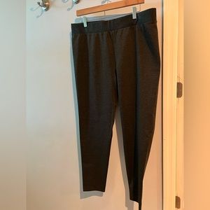 🌸 🌼🌺  Vince Camuto Dark Grey Leggings 1X